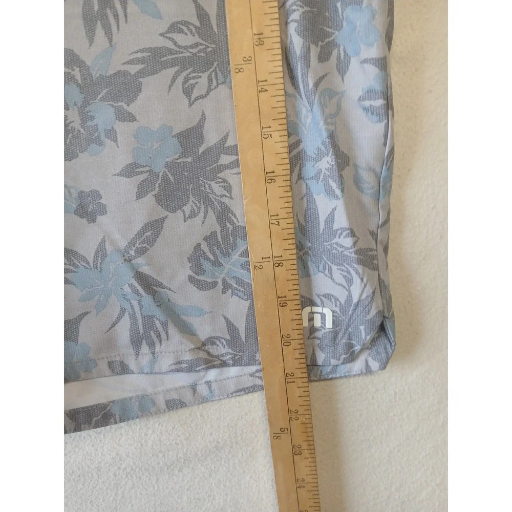 Travis Mathew NWOT board shorts floral blue size 40 swim resort pool